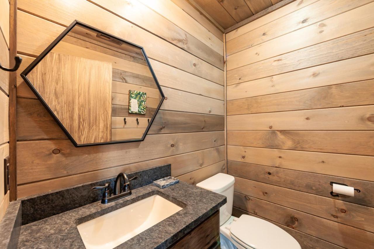 Splash Mountain Pool Hot Tub Theater Game Room Sevierville Exterior foto